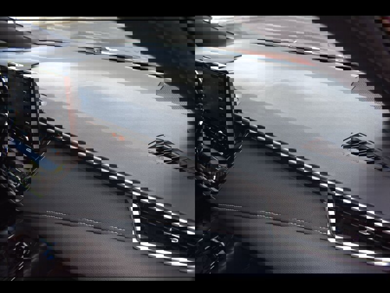 Used 2019 Toyota Corolla SE image 35