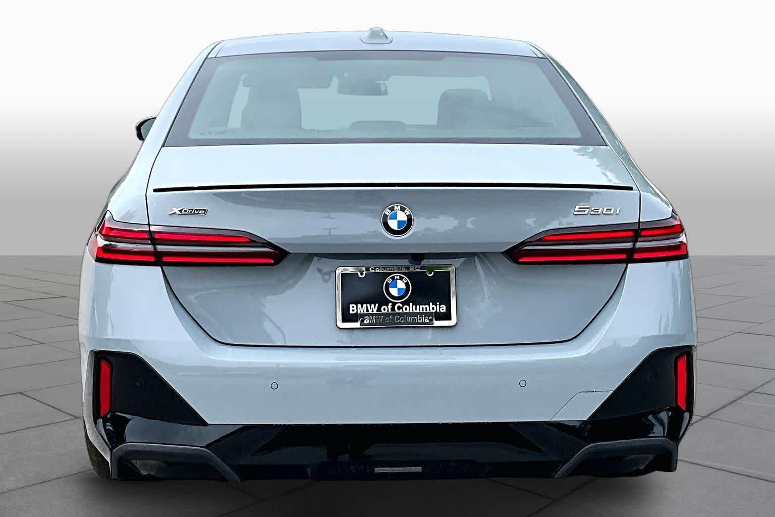 New 2026 BMW 530i xDrive w/ M Sport Package AWD/4WD image 4