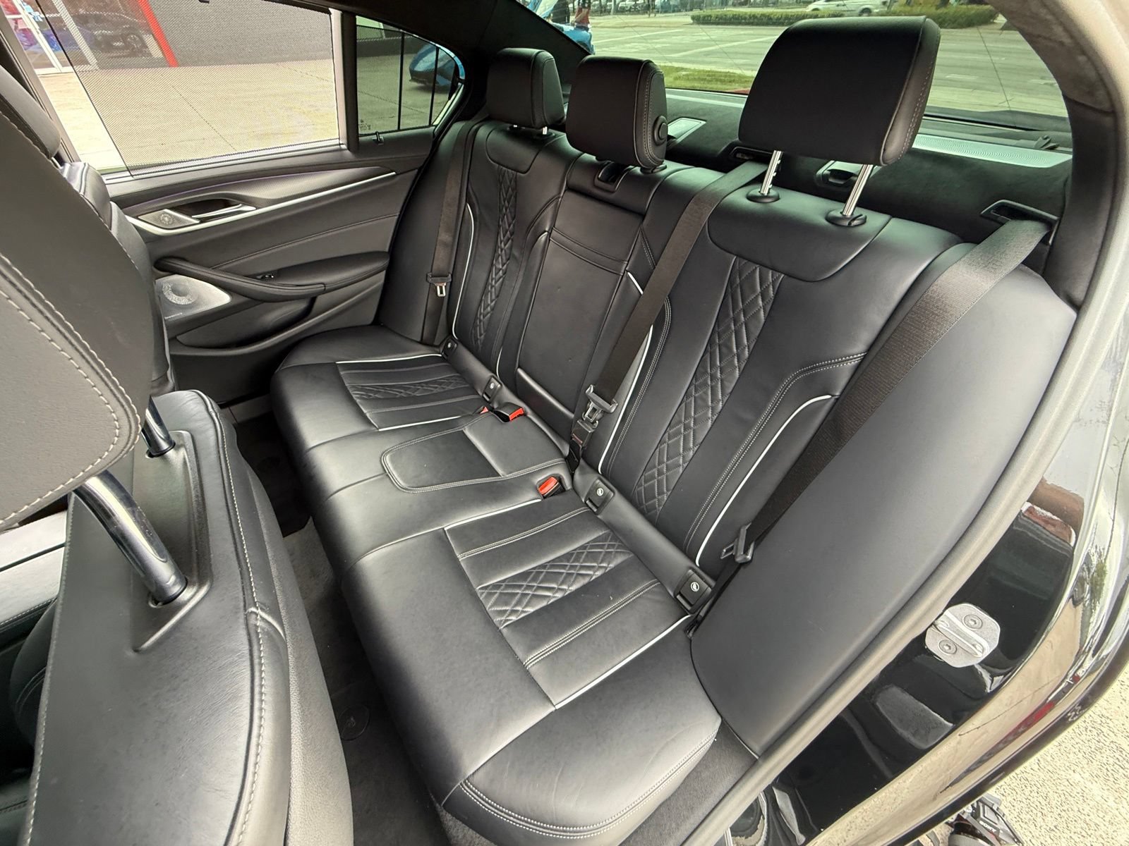 Used 2021 BMW M550i xDrive w/ Executive Package AWD/4WD image 20