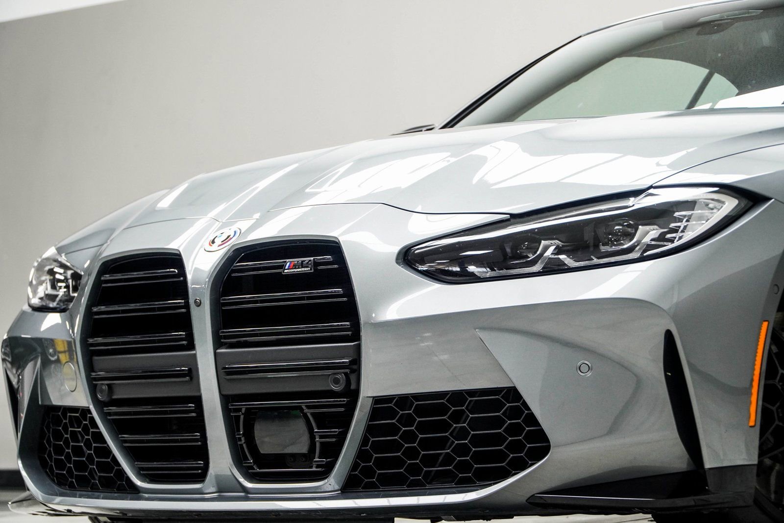 Used 2023 BMW M4 xDrive Competition image 6
