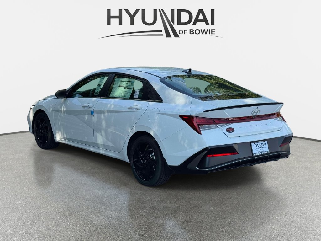 New 2026 Hyundai Elantra SEL Sport Premium FWD image 4