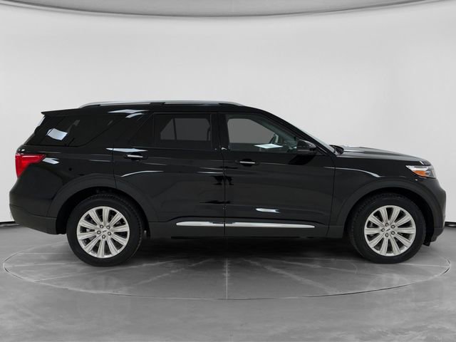 Used 2022 Ford Explorer Limited w/ Equipment Group 301A image 2