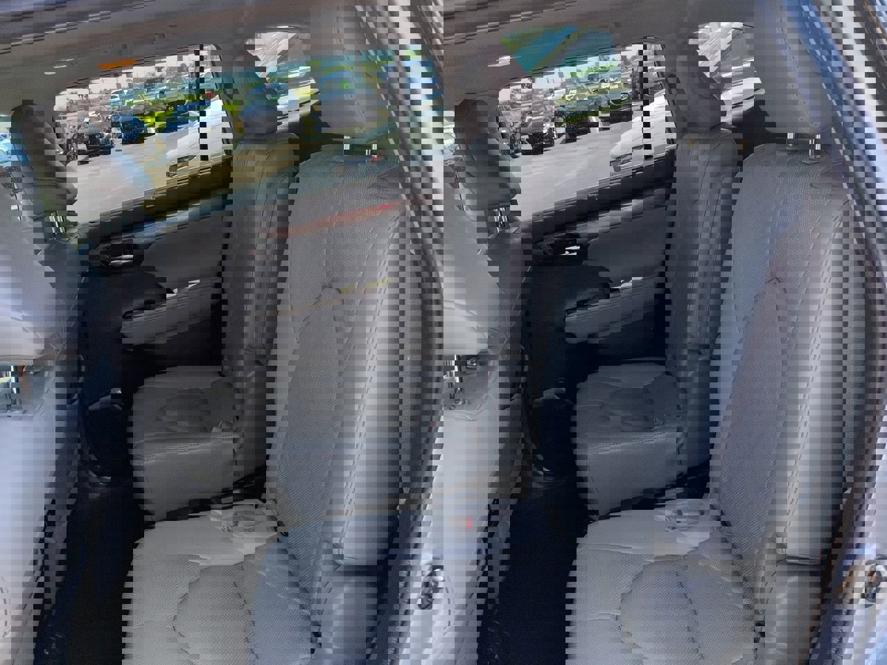 Used 2021 Toyota Highlander Platinum image 12