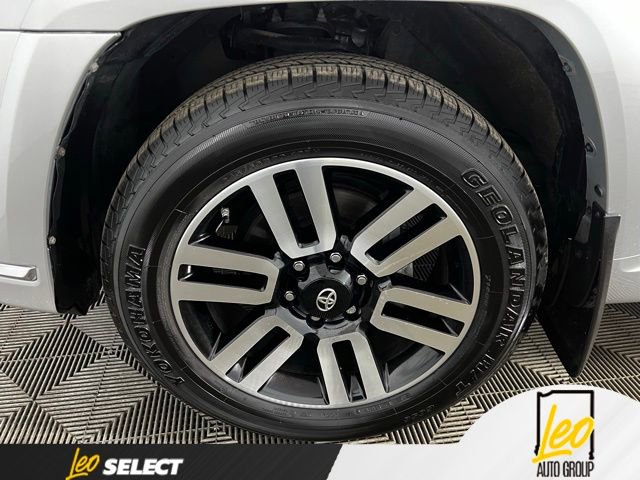 Used 2021 Toyota 4Runner Limited AWD/4WD image 31