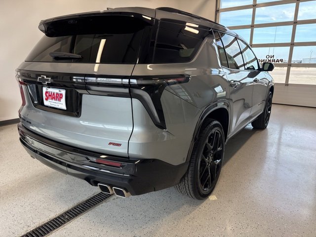 Used 2024 Chevrolet Traverse RS image 10