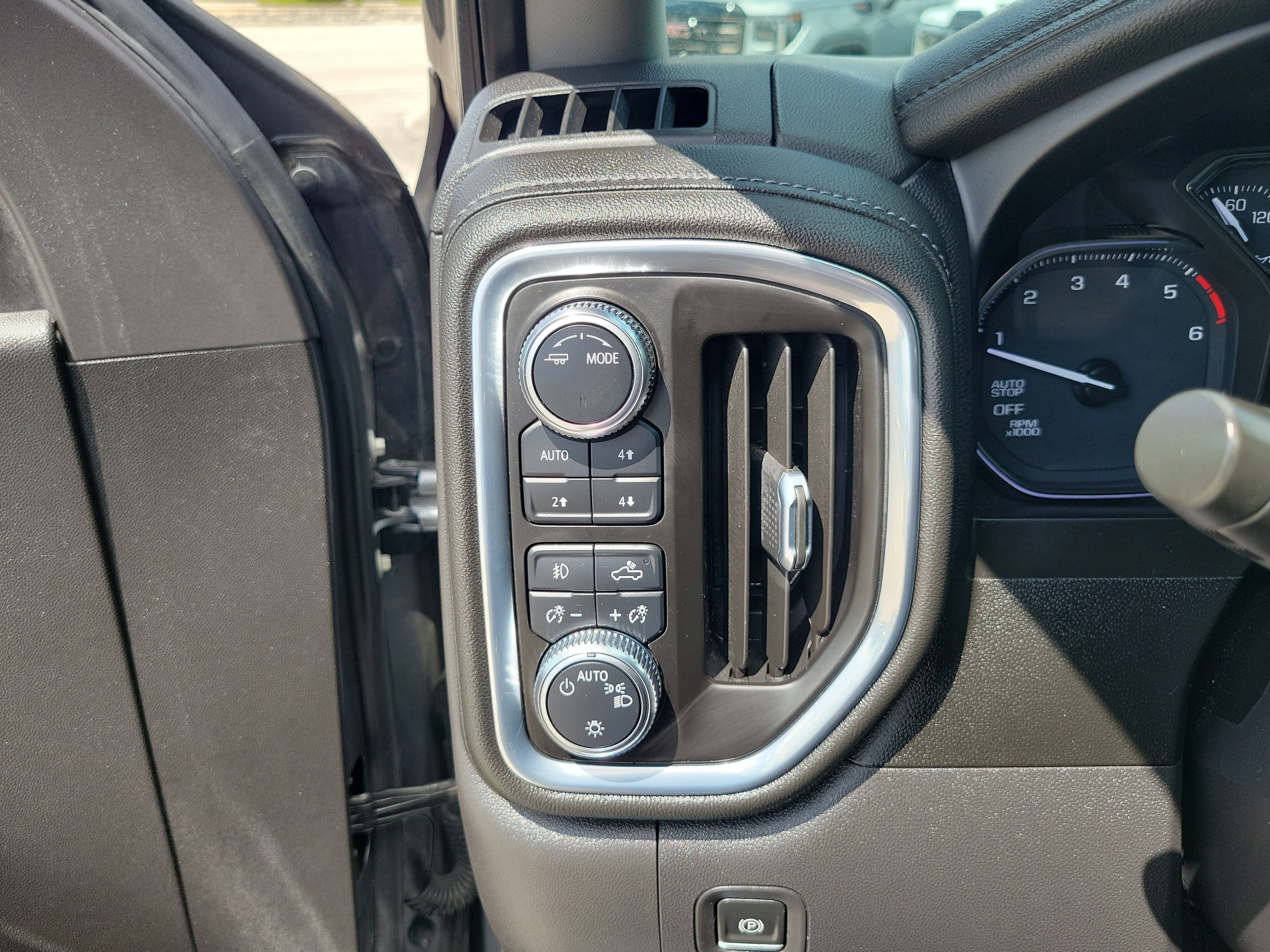 Used 2021 GMC Sierra 1500 Elevation w/ X31 Off-Road Package AWD/4WD image 21