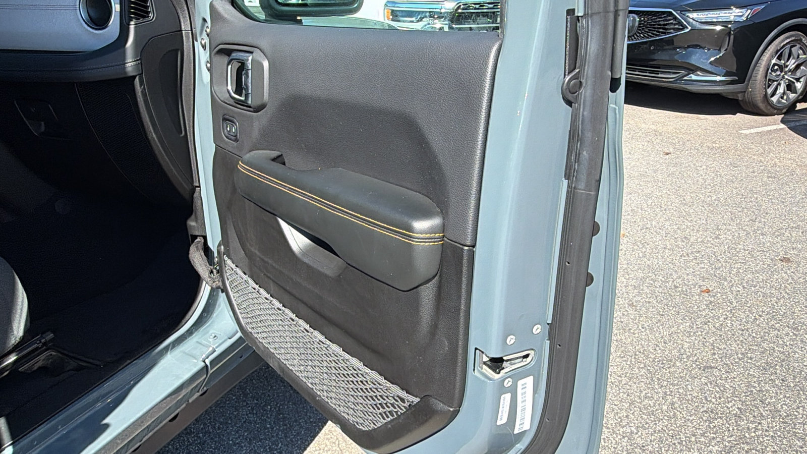 Used 2026 Jeep Wrangler Unlimited Sahara AWD/4WD image 18