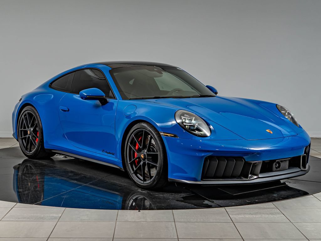 Certified 2025 Porsche 911 Carrera 4 GTS AWD/4WD image 10