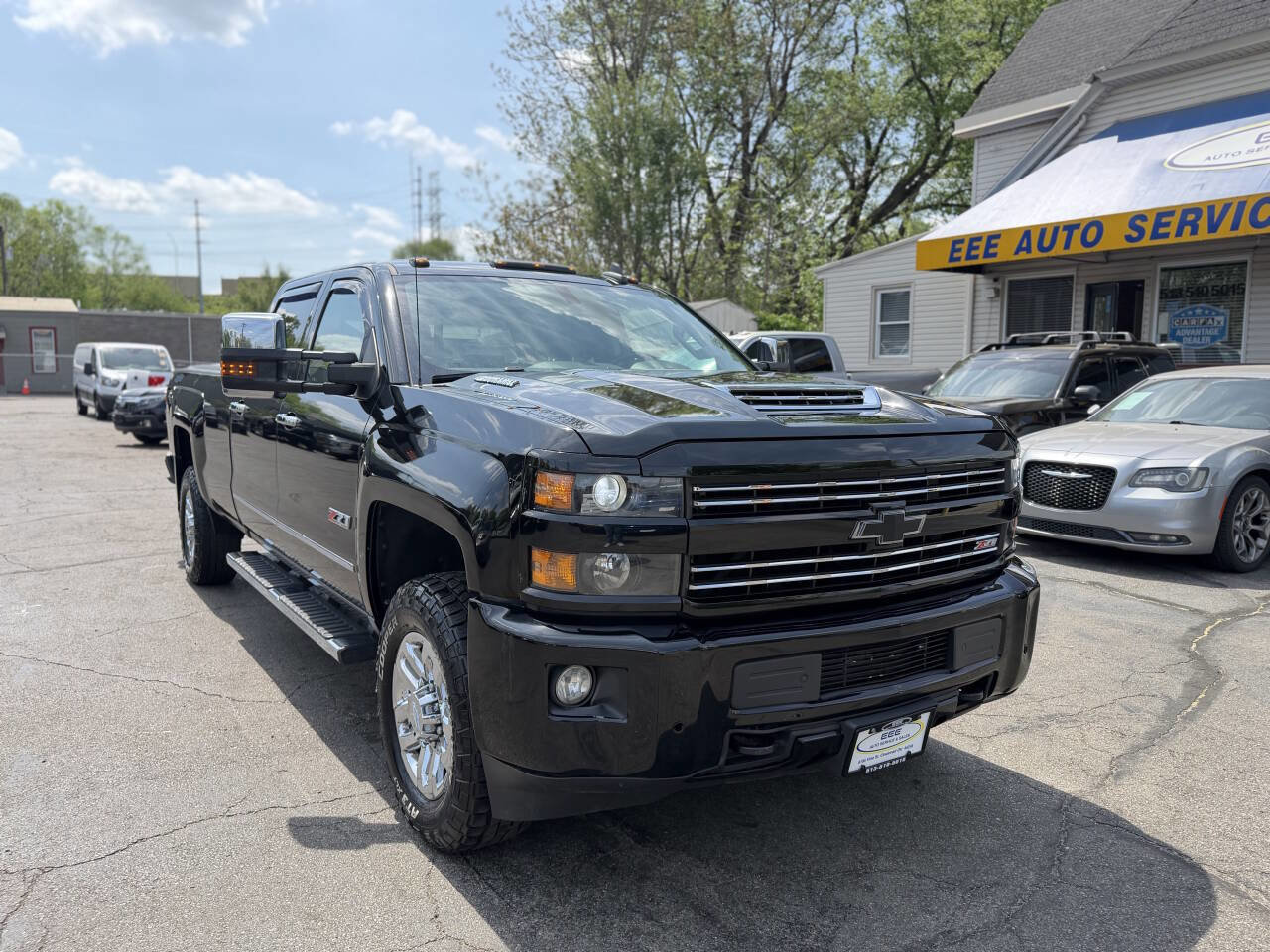 Used 2019 Chevrolet Silverado 3500 LTZ w/ Duramax Plus Package AWD/4WD image 2