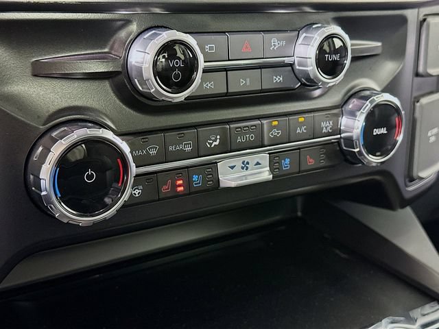 Certified 2026 Ford F250 Lariat w/ Chrome Package AWD/4WD image 21