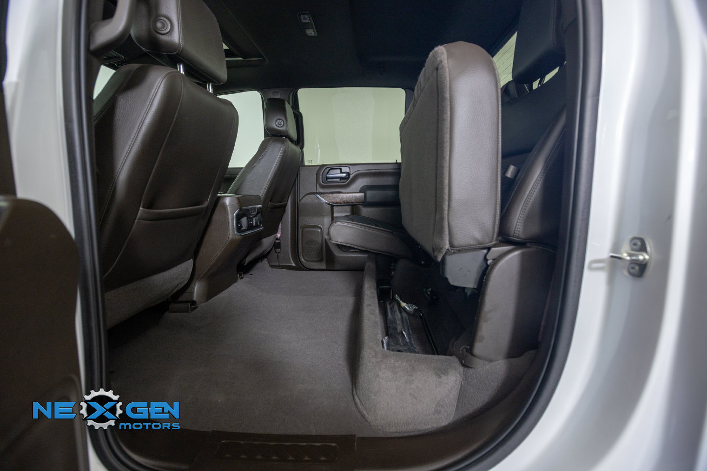 Used 2023 GMC Sierra 2500 Denali w/ Denali Ultimate Package AWD/4WD image 30