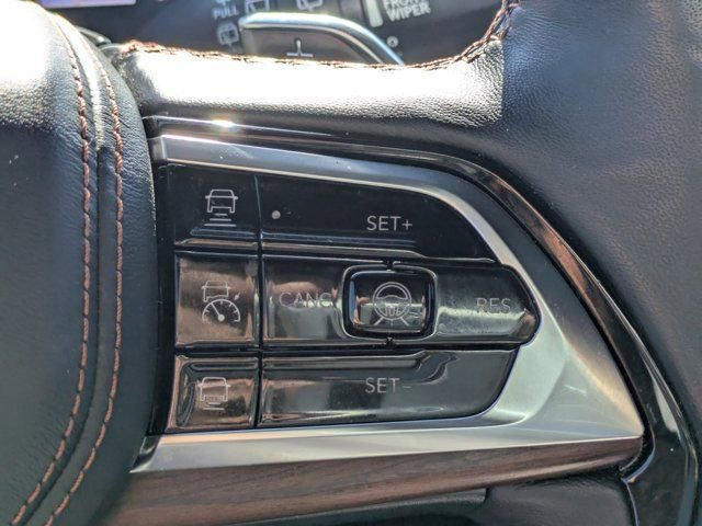 Used 2022 Jeep Grand Cherokee Summit AWD/4WD image 23