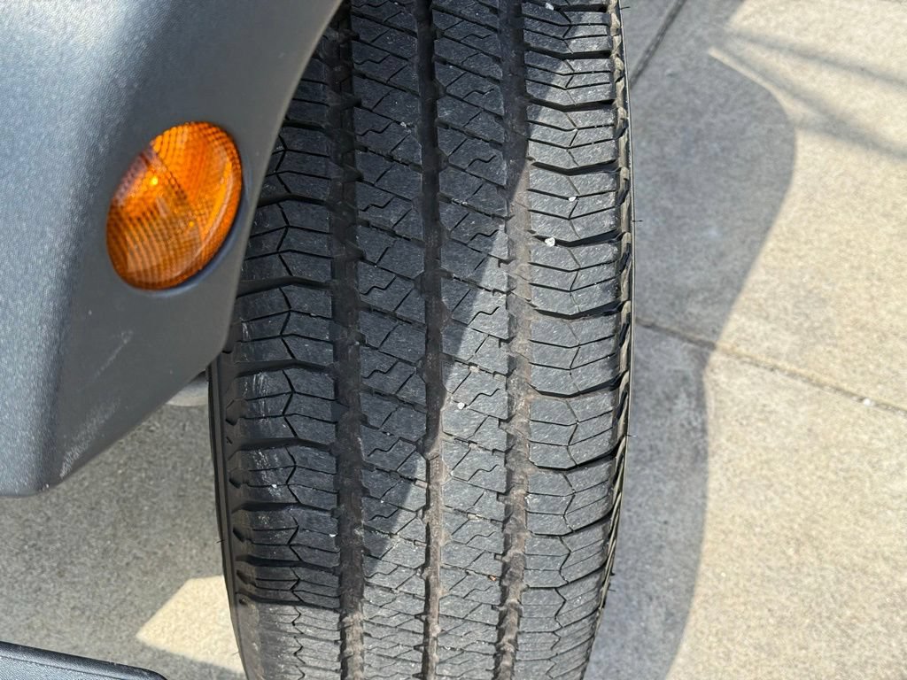 Used 2009 Jeep Wrangler Unlimited Rubicon w/ Trailer Tow Group AWD/4WD image 11