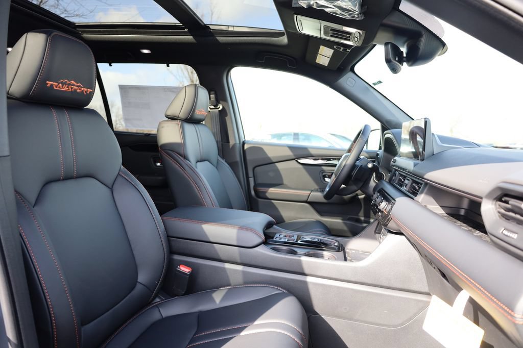 New 2026 Honda Pilot TrailSport image 38