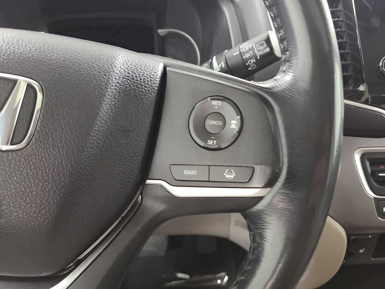 Used 2019 Honda Pilot EX-L image 28