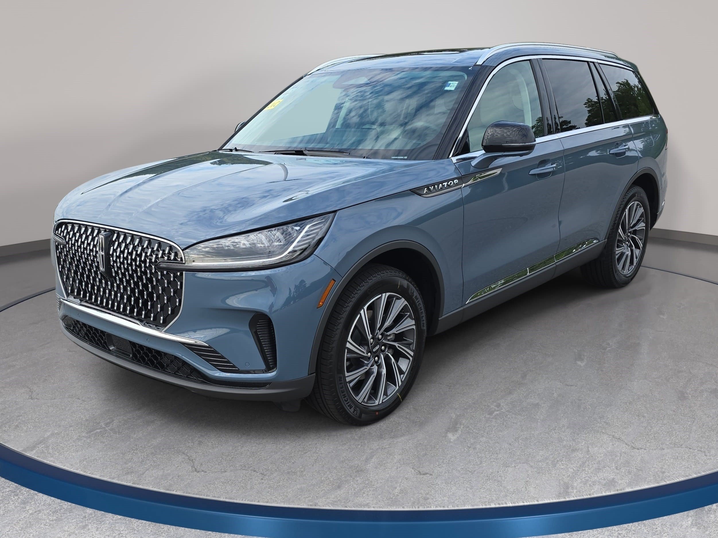New 2026 Lincoln Aviator AWD
