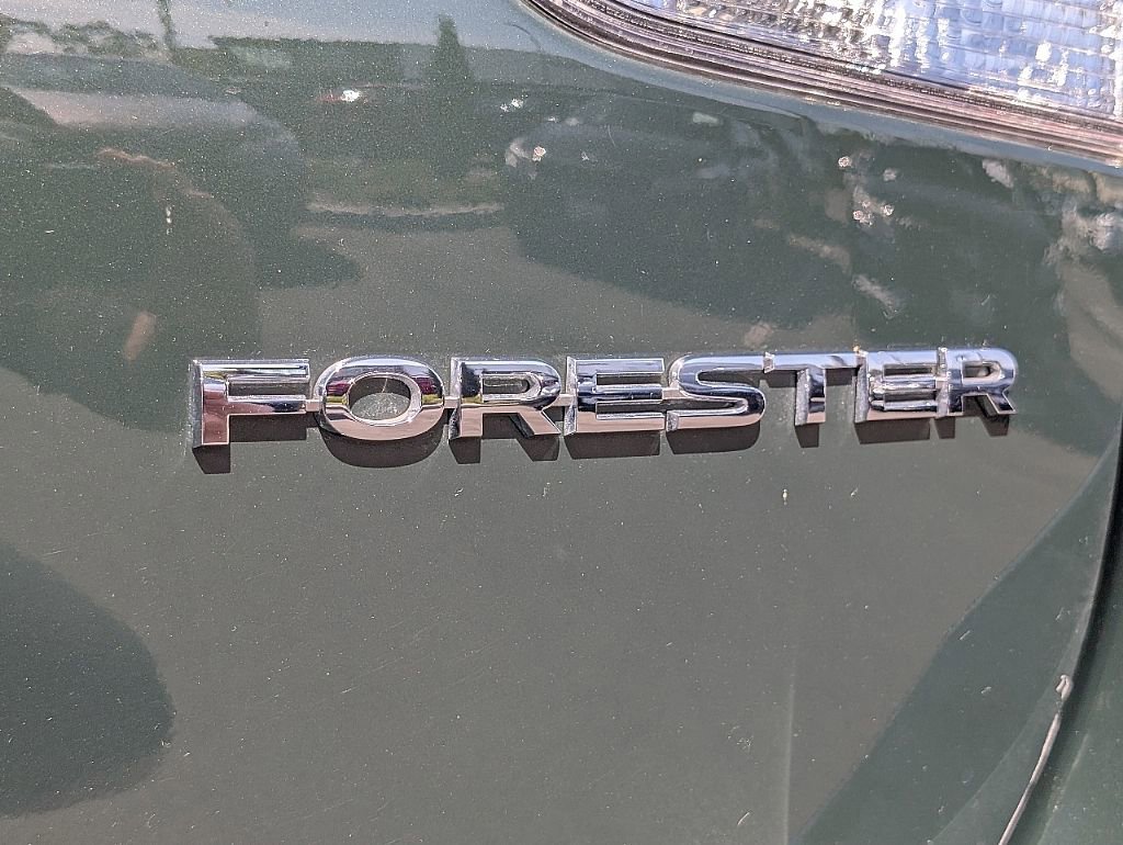 Used 2023 Subaru Forester Premium image 14