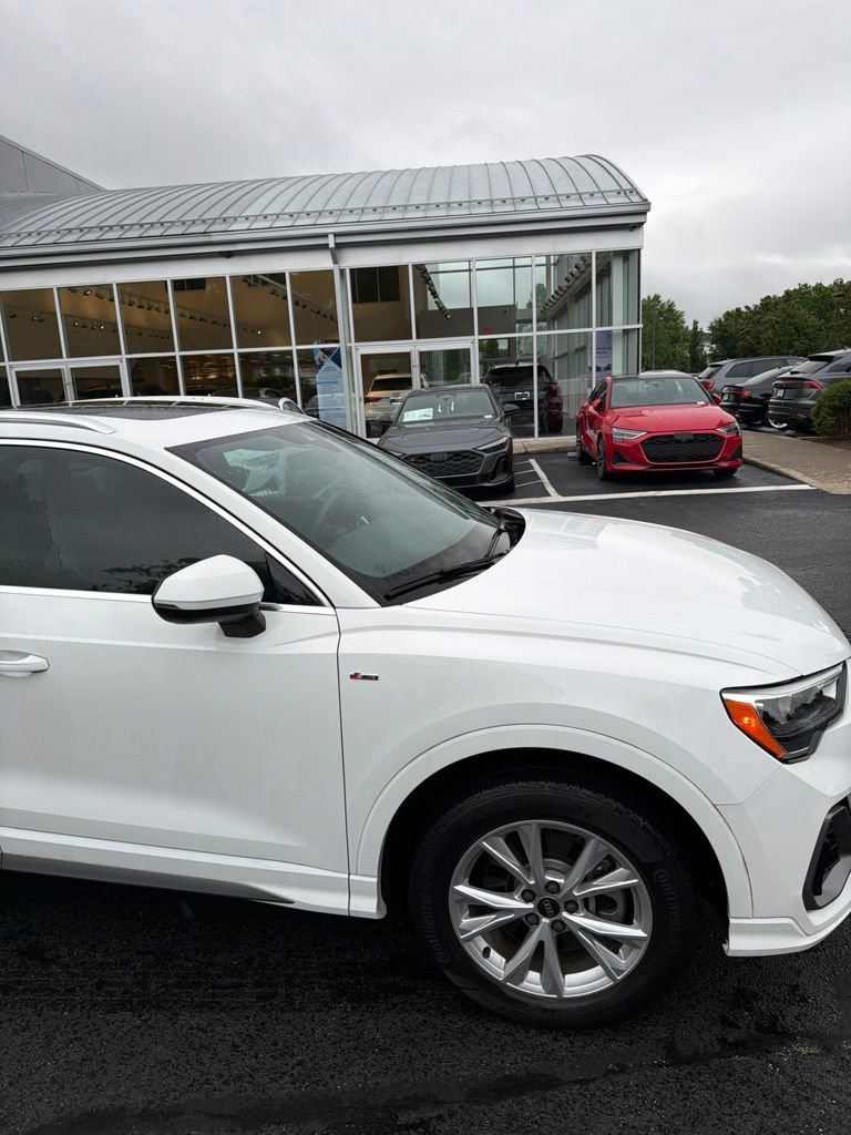 Used 2021 Audi Q3 2.0T Premium AWD/4WD image 6
