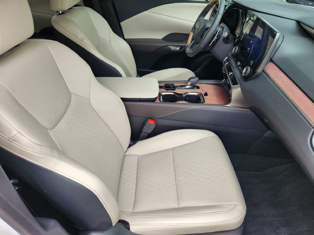 Certified 2024 Lexus RX 350 Premium Plus w/ Convenience Package FWD image 14