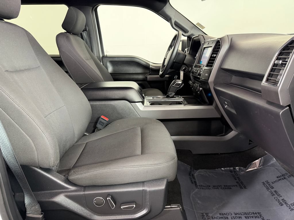 Used 2018 Ford F150 XLT w/ Equipment Group 302A Luxury AWD/4WD image 20