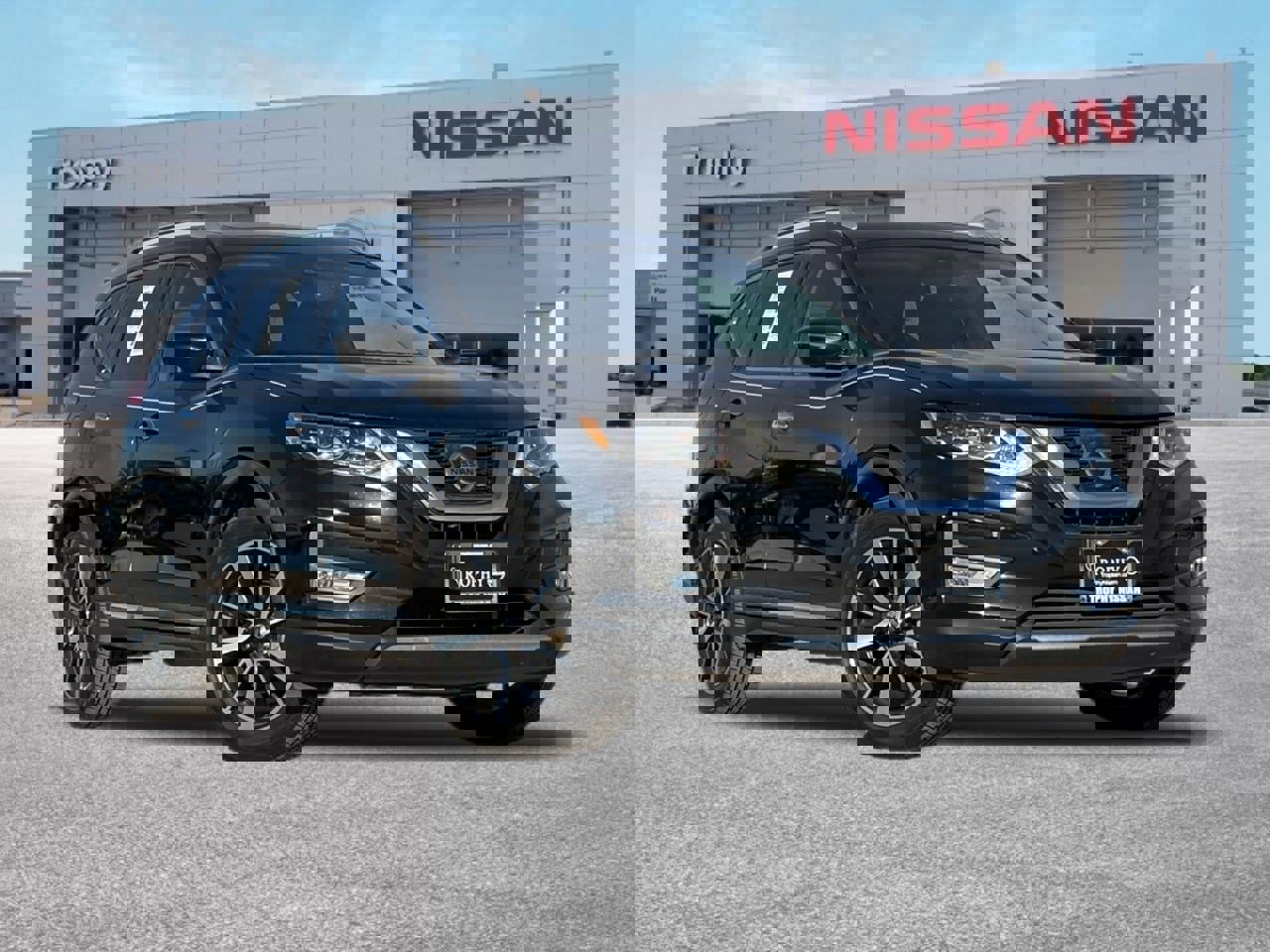 Used 2017 Nissan Rogue SL w/ SL Premium Package