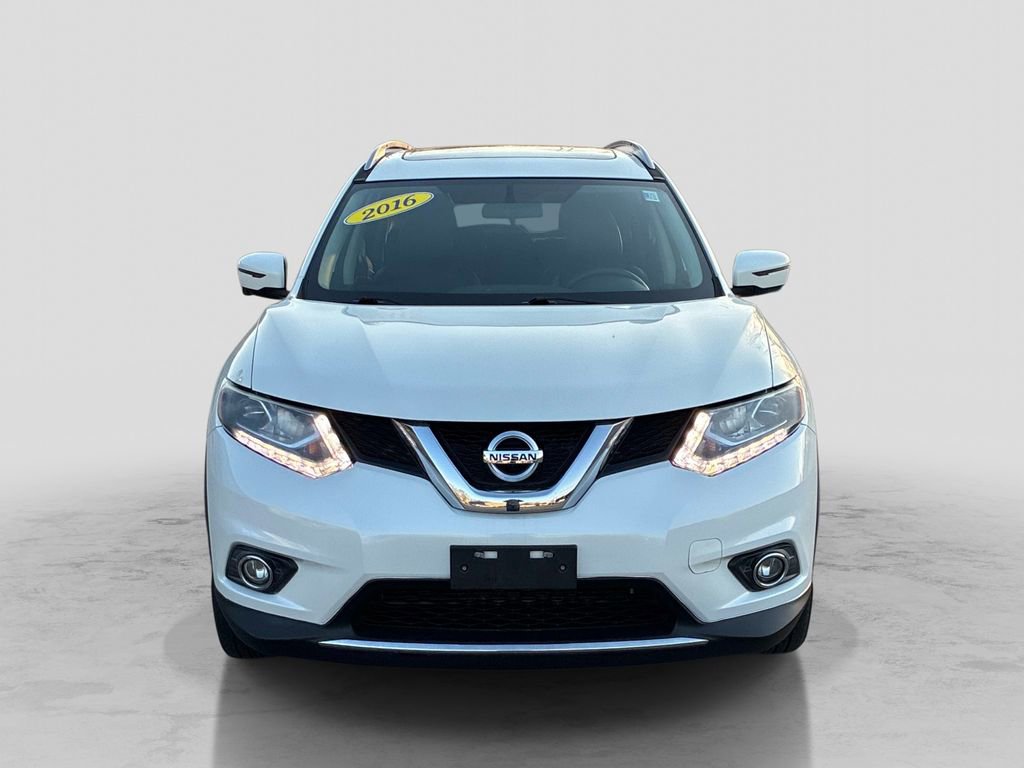 Used 2016 Nissan Rogue SL w/ SL Premium Package image 2