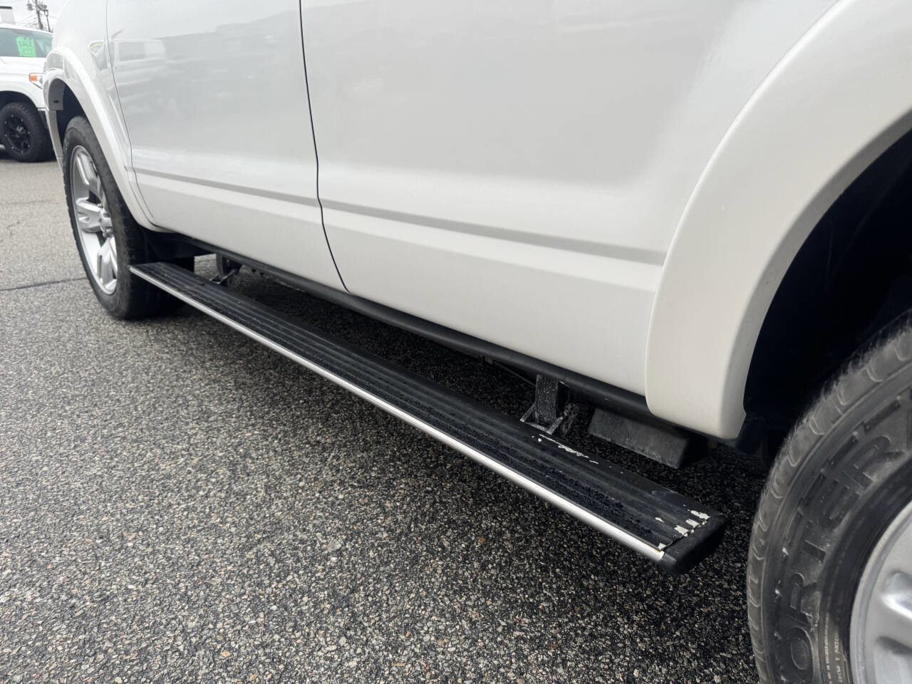 Used 2010 Ford Explorer Limited image 9