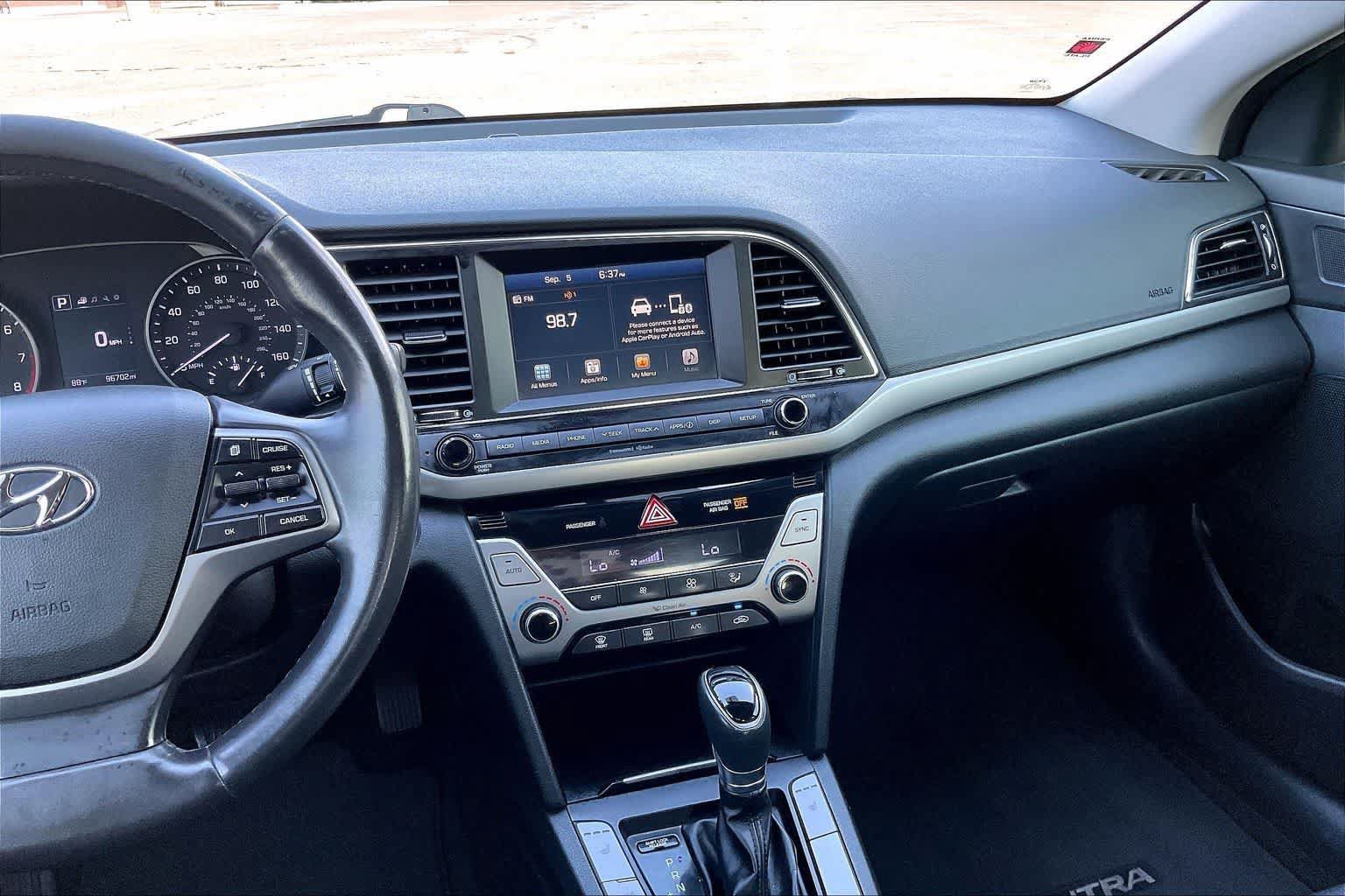 Used 2018 Hyundai Elantra Value Edition FWD image 14