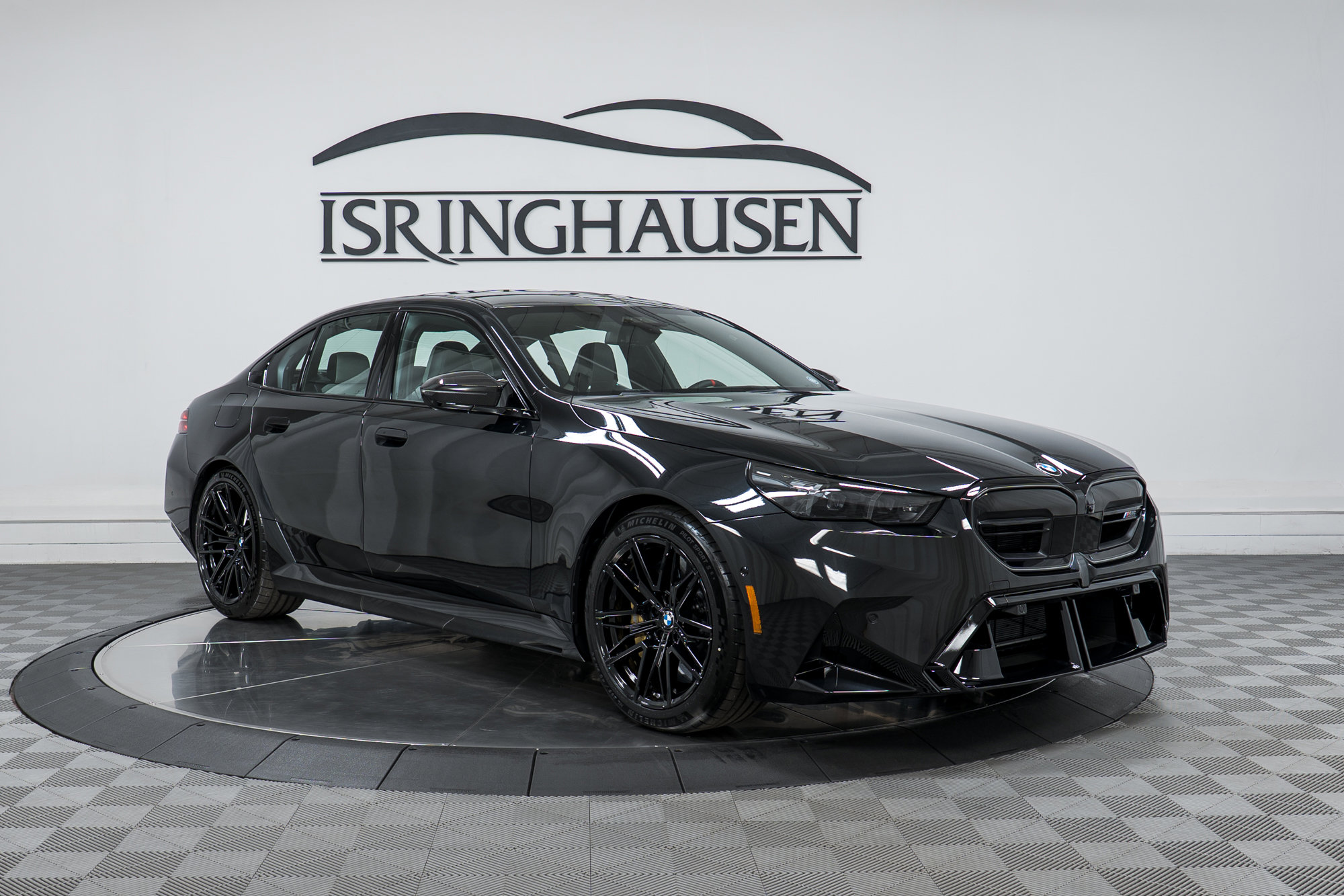 Used 2026 BMW M5 w/ Carbon Package image 3