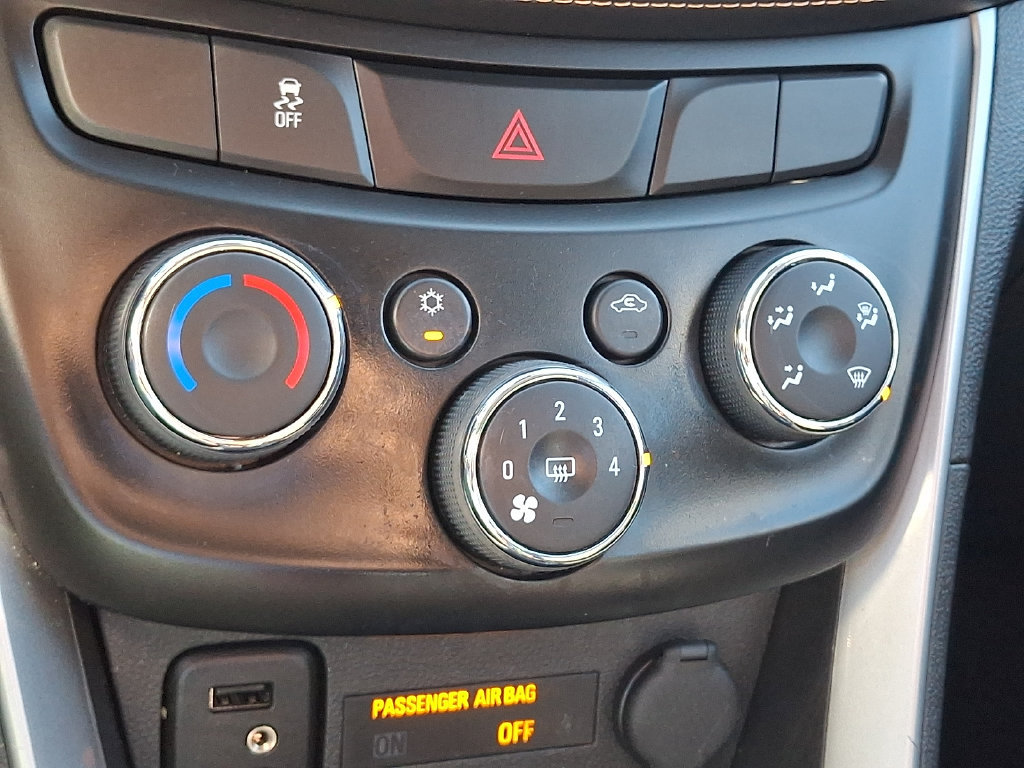 Used 2017 Chevrolet Trax LS FWD image 18