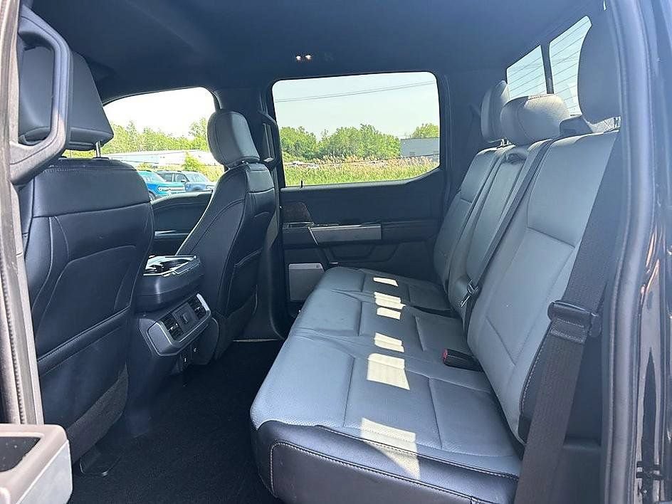 Used 2022 Ford F150 Lightning Lariat AWD/4WD image 22