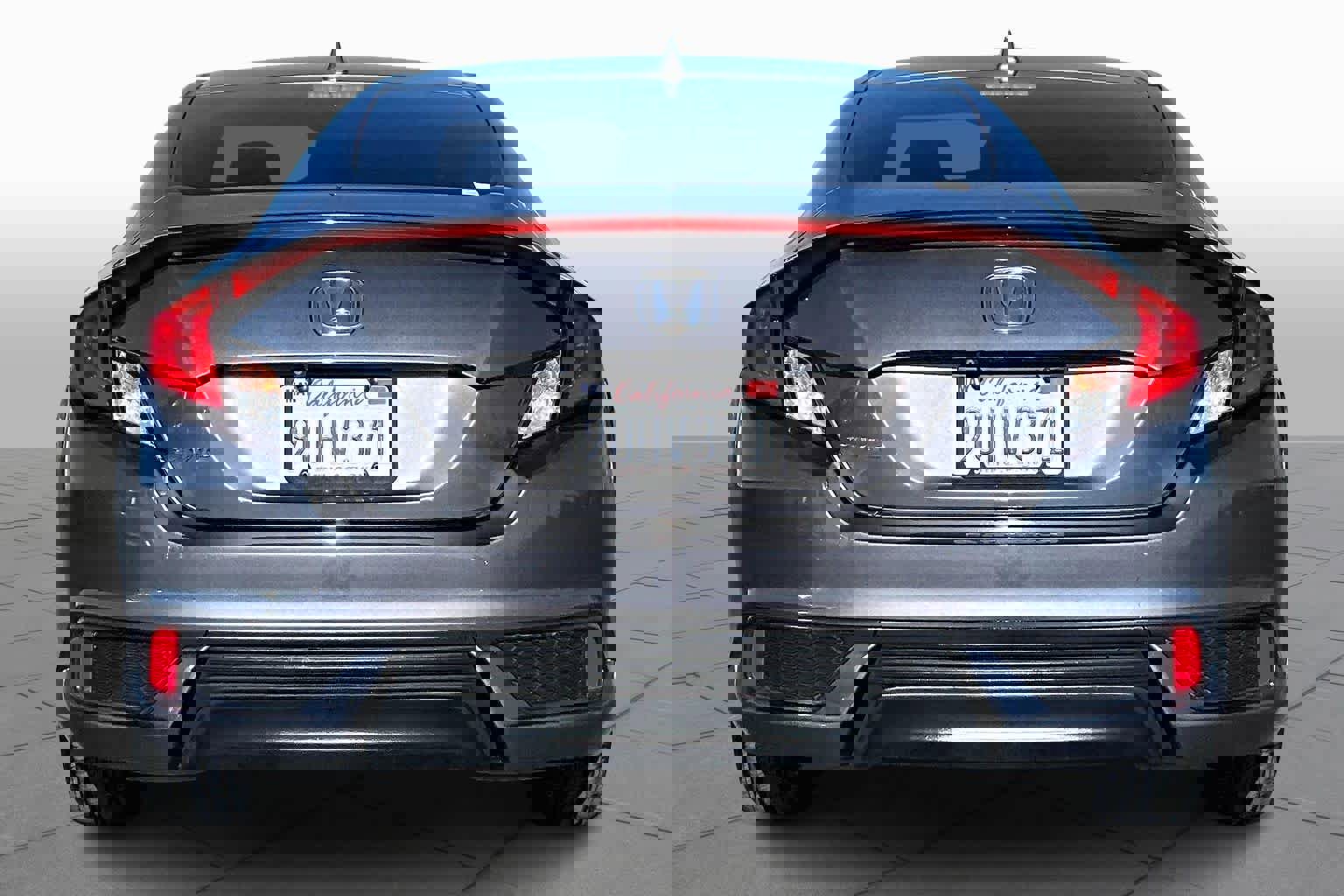 Used 2018 Honda Civic EX-T image 4