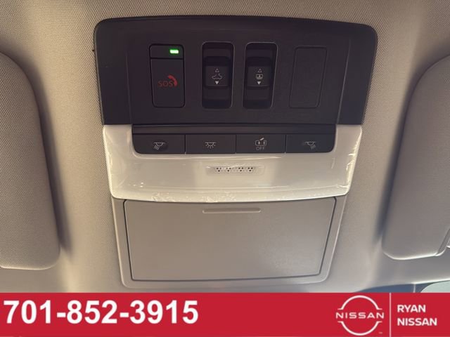 New 2026 Nissan Pathfinder Platinum image 33