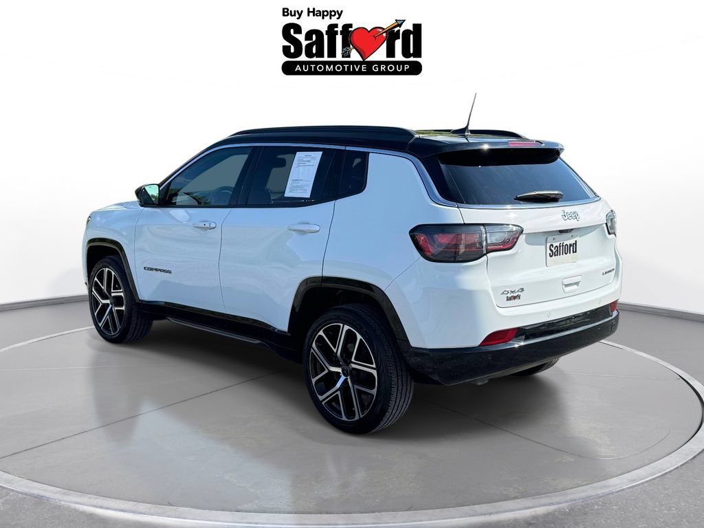 Used 2025 Jeep Compass Limited w/ Elite Group AWD/4WD image 5