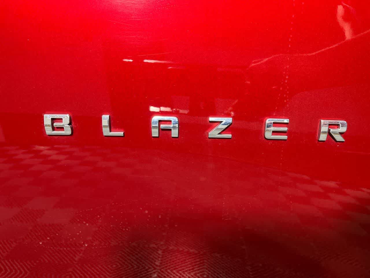 Used 2021 Chevrolet Blazer LT FWD image 11