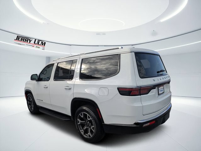 Used 2024 Jeep Wagoneer Series III AWD/4WD image 5
