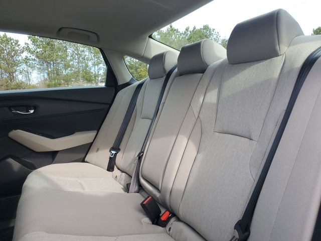 Used 2025 Honda Accord SE image 8