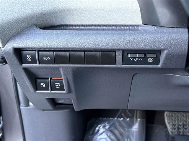 Used 2024 Toyota Sienna XLE image 24