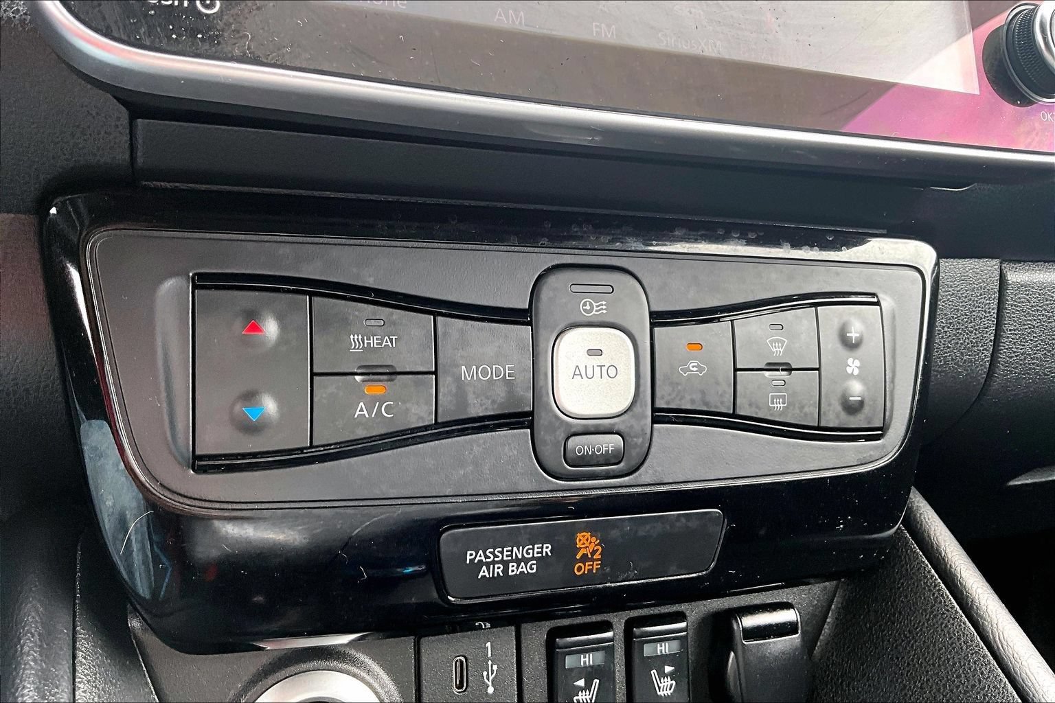 Used 2022 Nissan Leaf SV Plus FWD image 15