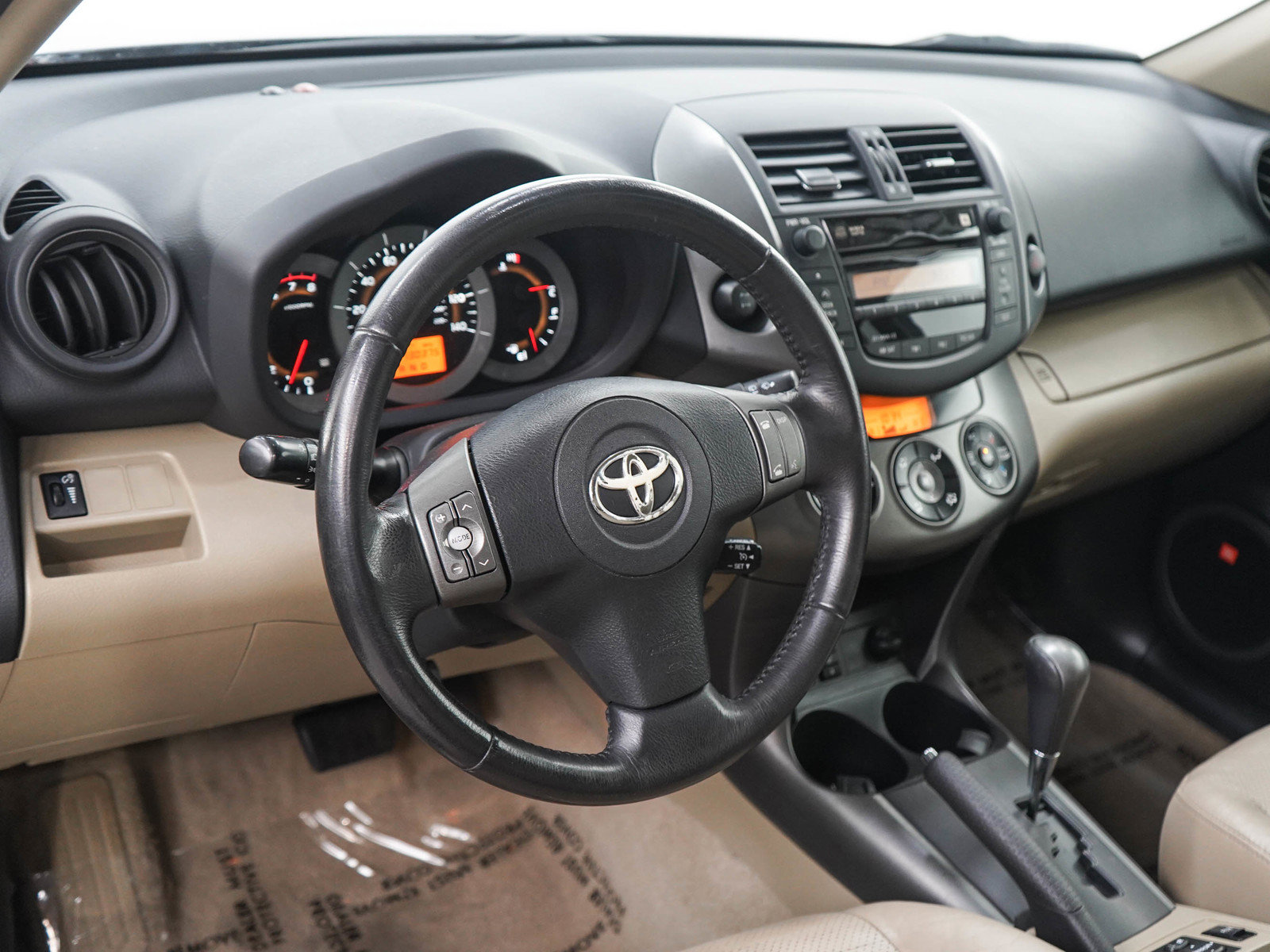 Used 2011 Toyota RAV4 Limited w/ Limited Extra Value Pkg AWD/4WD image 20