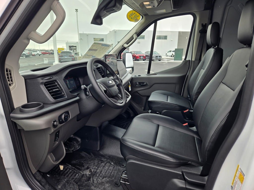 New 2026 Ford Transit 250 148 Medium Roof RWD image 15