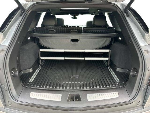 Certified 2025 Cadillac XT5 Premium Luxury w/ LPO, Floor Liner Package AWD/4WD image 10