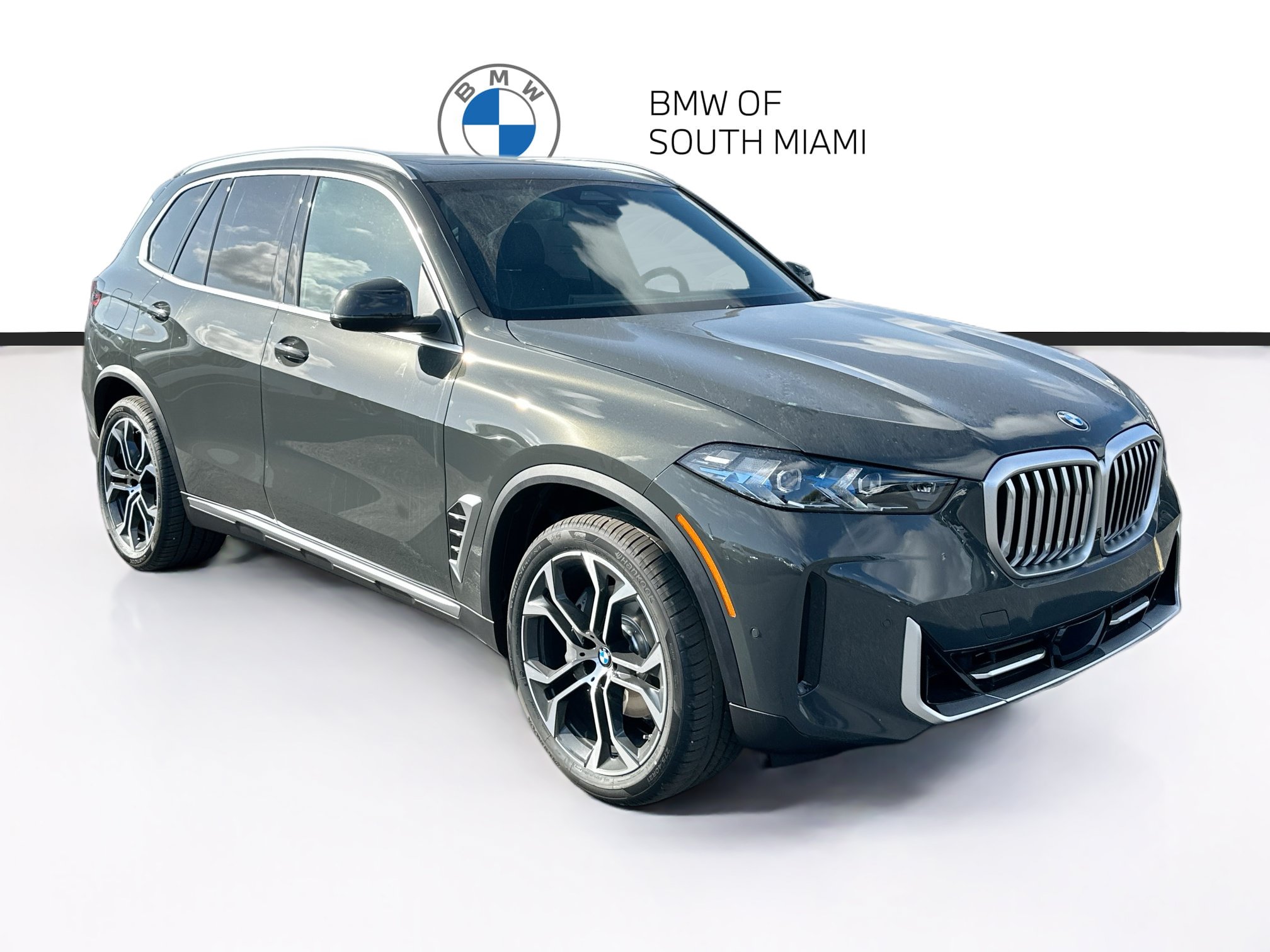 New 2026 BMW X5 xDrive40i w/ Premium Package AWD/4WD image 1
