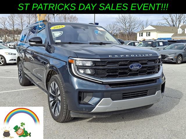 Used 2025 Ford Expedition Max Platinum w/ Driver's Package image 2