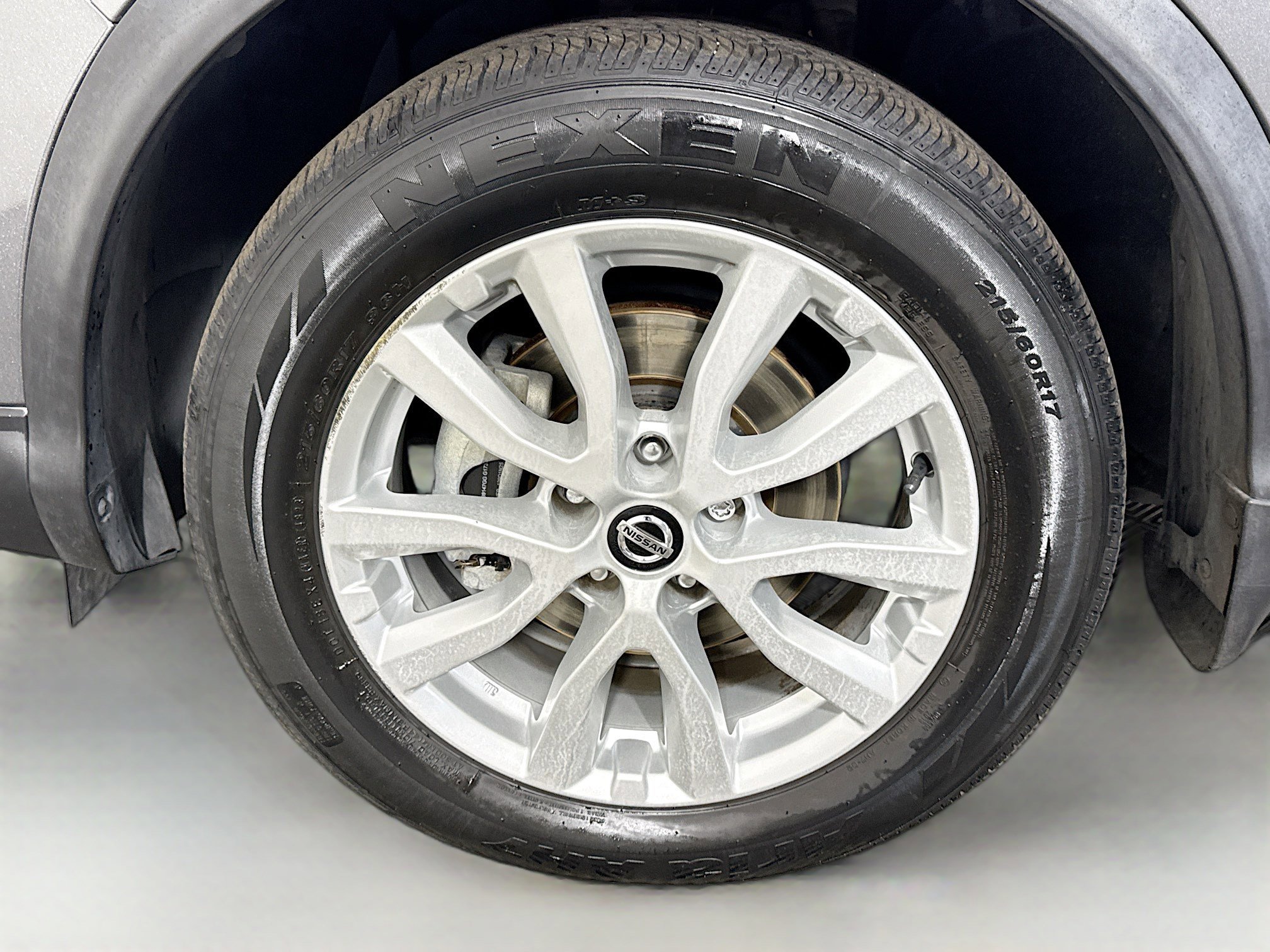 Used 2020 Nissan Rogue Sport S w/ Appearance Package FWD image 37