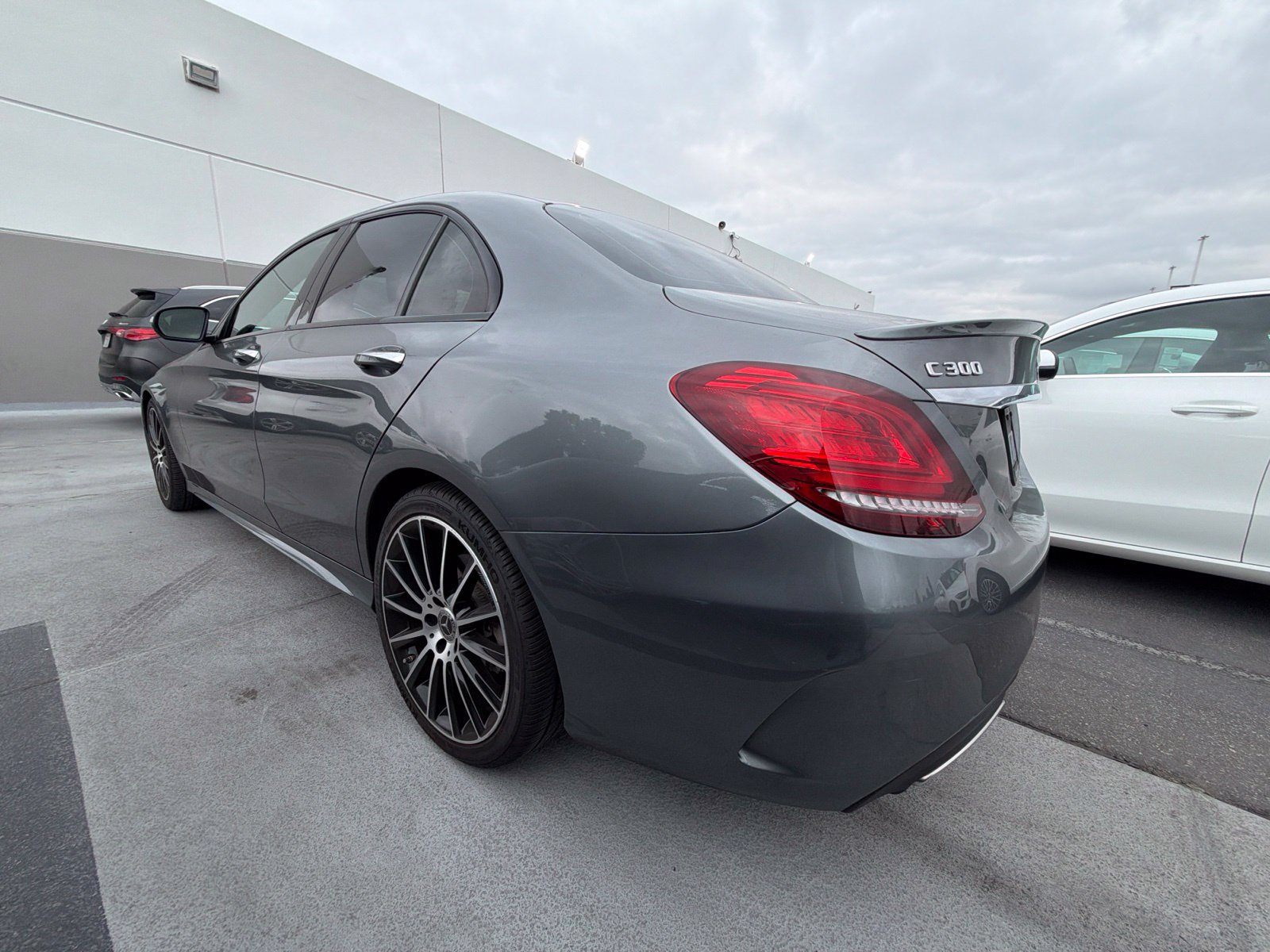 Used 2021 Mercedes-Benz C 300 Sedan image 5