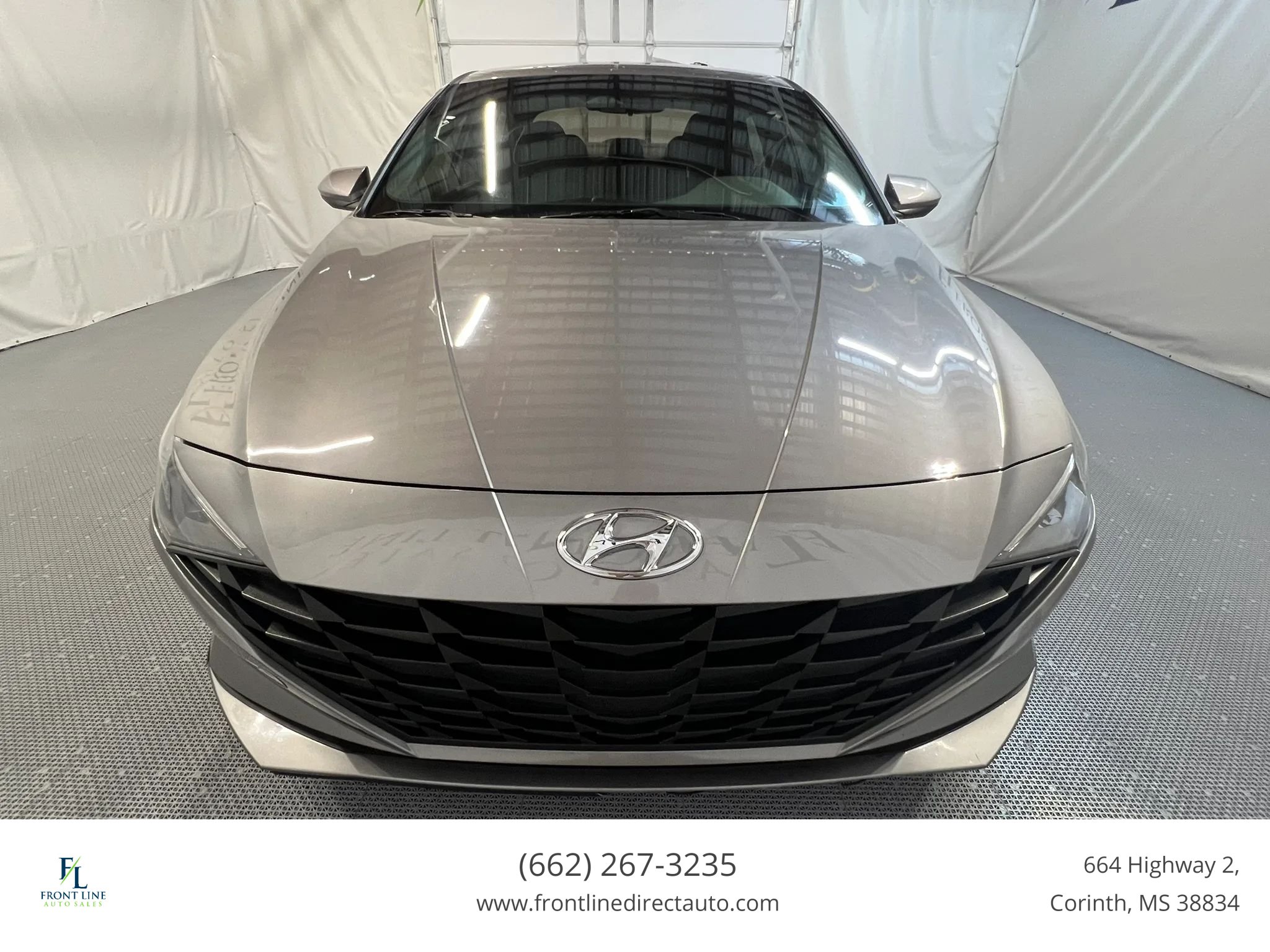 Used 2023 Hyundai Elantra SE FWD image 2