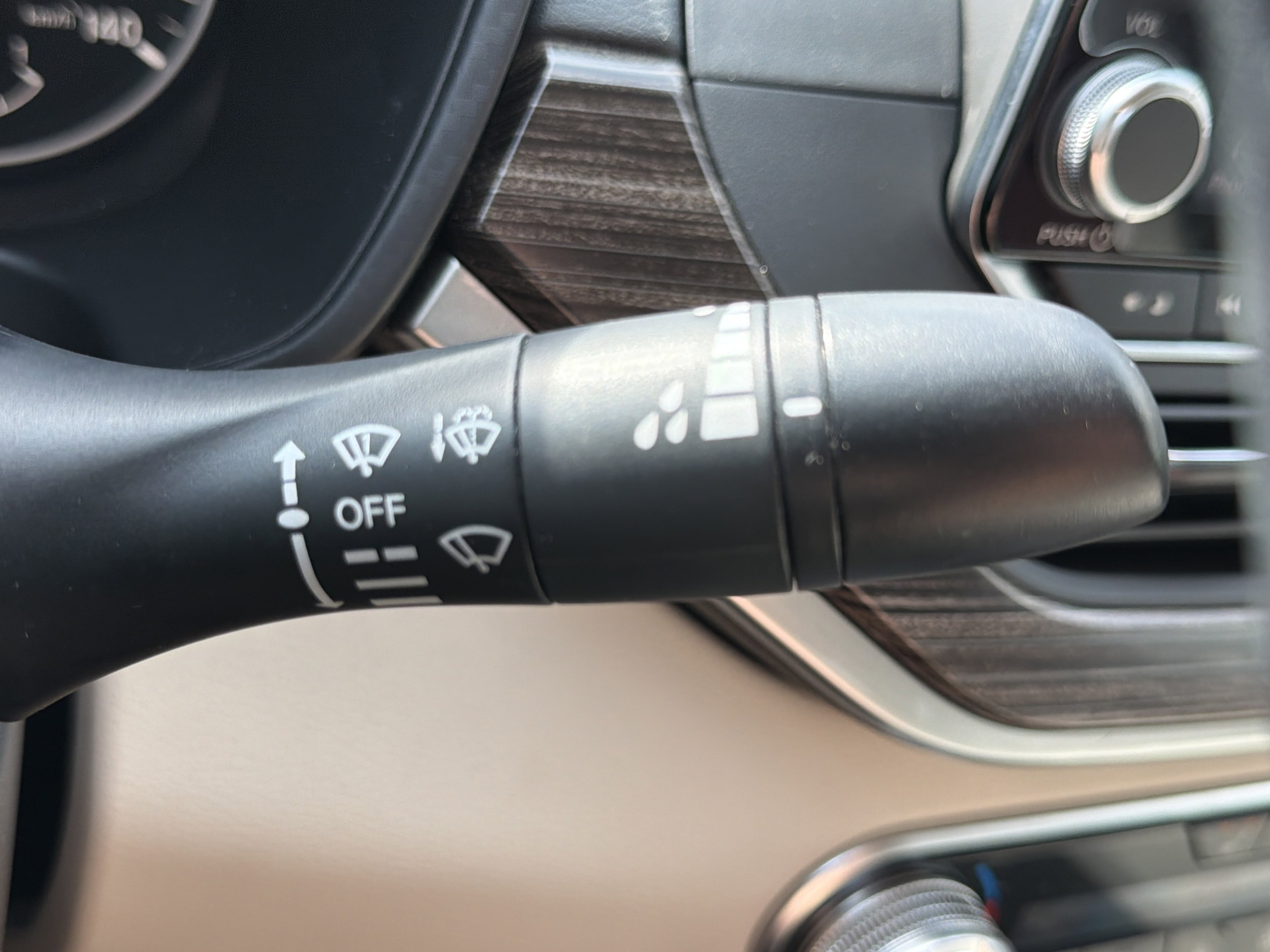 Used 2019 Nissan Altima 2.5 Platinum FWD image 31