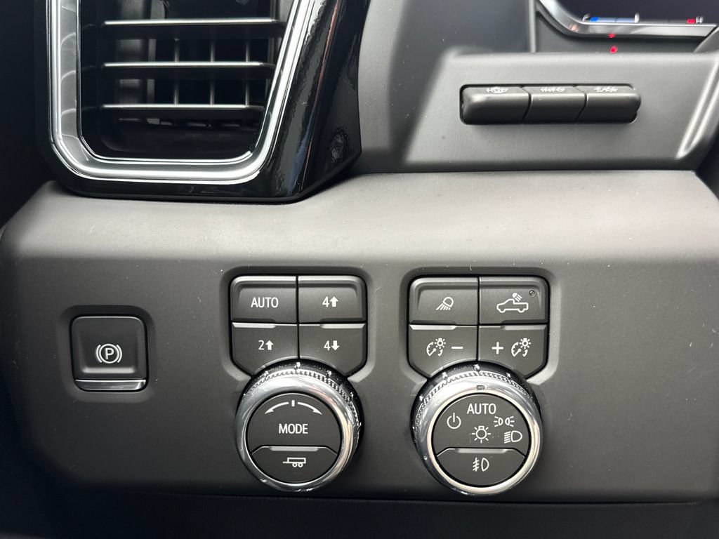 New 2026 GMC Sierra 1500 Denali AWD/4WD image 40