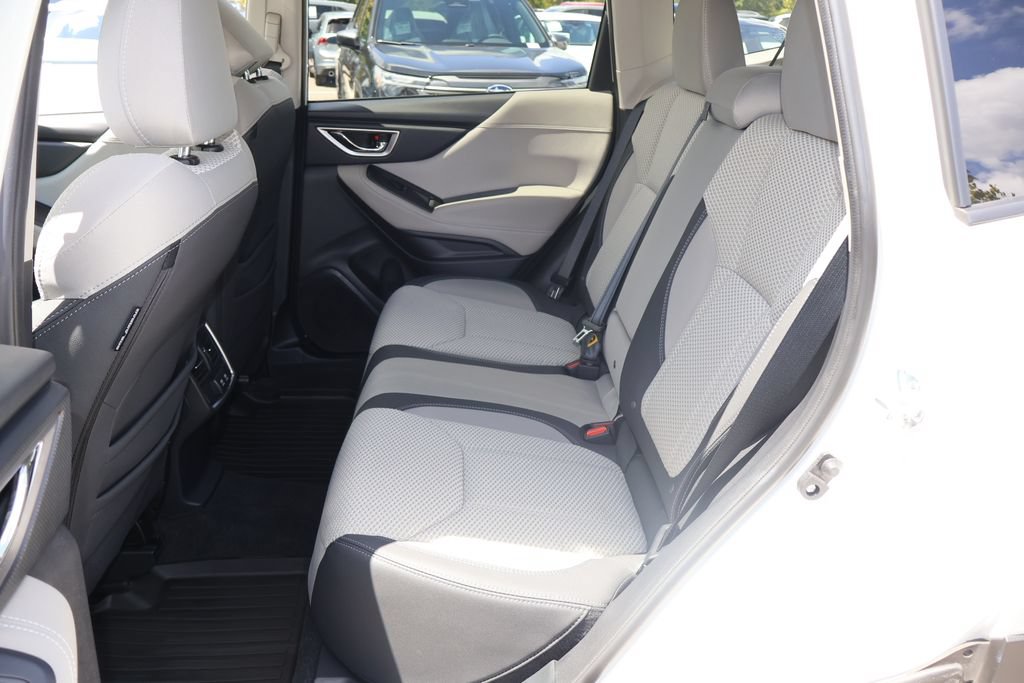 Used 2024 Subaru Forester Premium AWD/4WD image 15